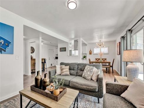 325 N Russell Avenue, Fullerton, CA