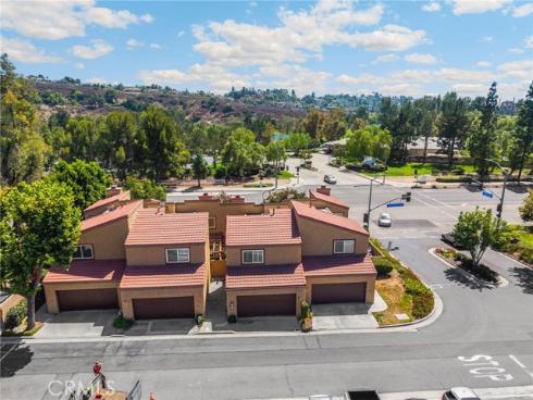 1402 Vista Grande , Fullerton, CA