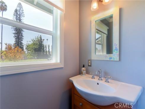 419 E Sunny Hills , Fullerton, CA