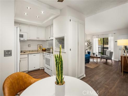3032  Associated  89 , Fullerton, CA