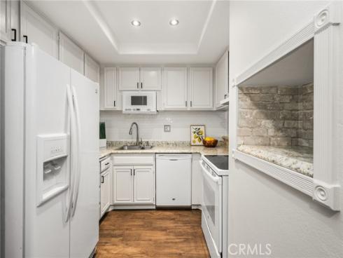 3032  Associated  89 , Fullerton, CA