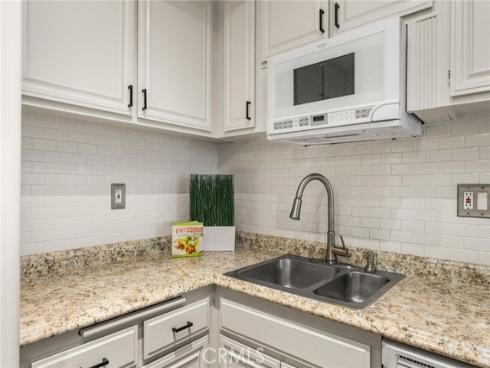 3032  Associated  89 , Fullerton, CA