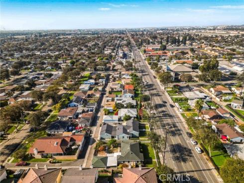 2100 W Valencia Drive, Fullerton, CA