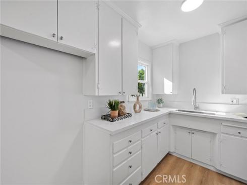 2100 W Valencia Drive, Fullerton, CA