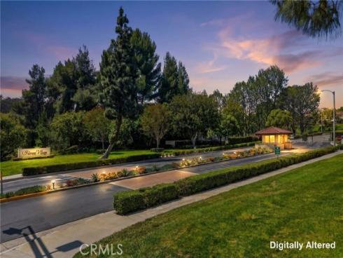 525 Riviera Court