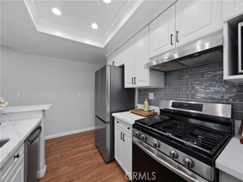 3131 Laurel 9 Avenue, Fullerton, CA