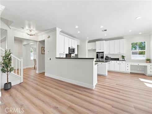 2052 Hessen , Fullerton, CA