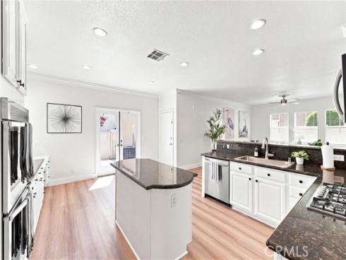 2052 Hessen , Fullerton, CA