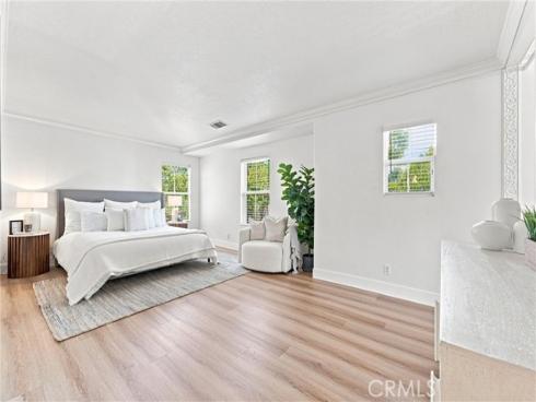 2052 Hessen , Fullerton, CA