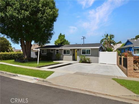 2447 Clarke , Fullerton, CA