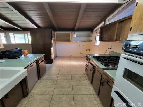 2605 E Santa Fe , Fullerton, CA