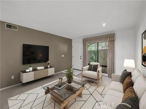 3054 Associated 22 , Fullerton, CA