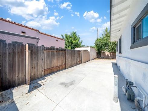 329 W Whiting   Avenue, Fullerton, CA