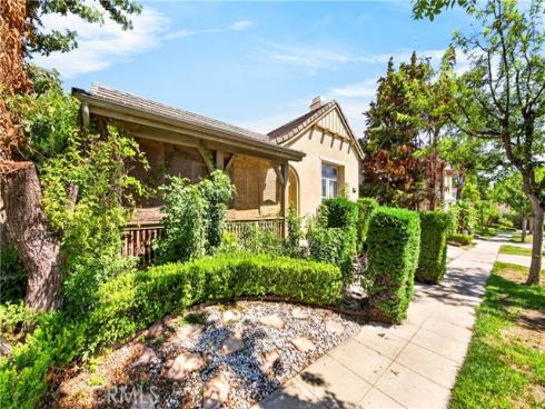 1859  Catlin  , Fullerton, CA