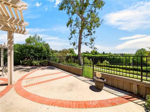 618 Brookline Place, Fullerton, CA