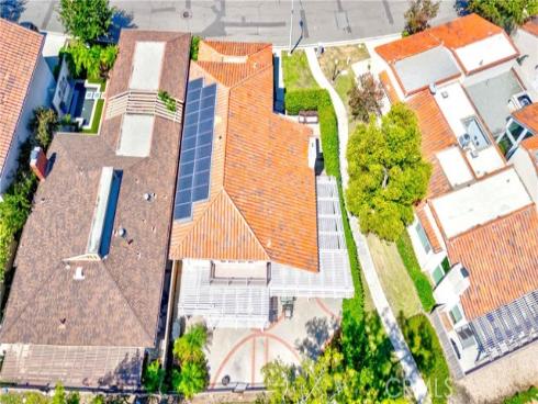 618 Brookline Place, Fullerton, CA