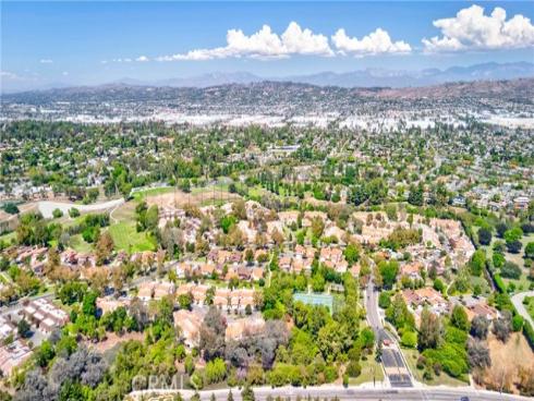 618 Brookline Place, Fullerton, CA