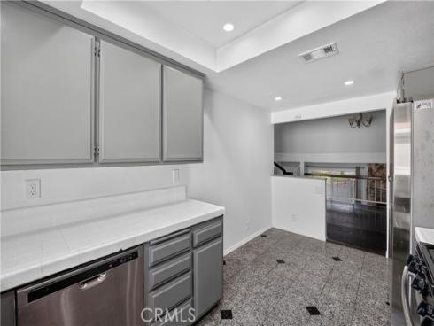 2105 N Derek 3 , Fullerton, CA