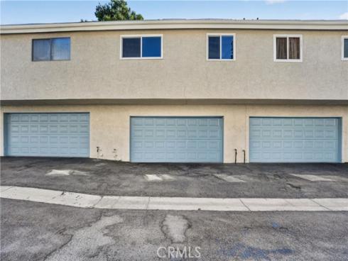 2105 N Derek 3 , Fullerton, CA