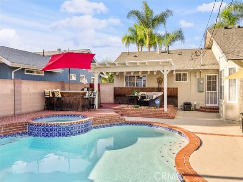 1408 Rolling Hills Drive, Fullerton, CA