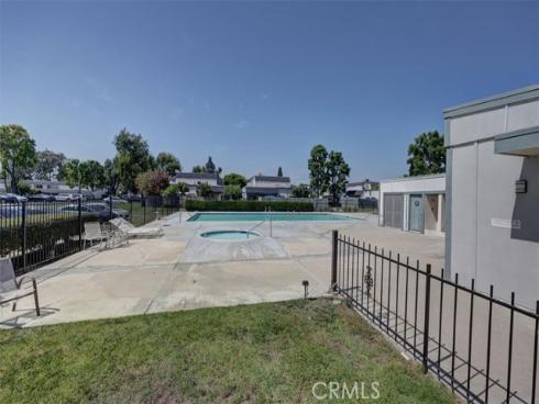13927  Parkway  65  Drive, Garden Grove, CA