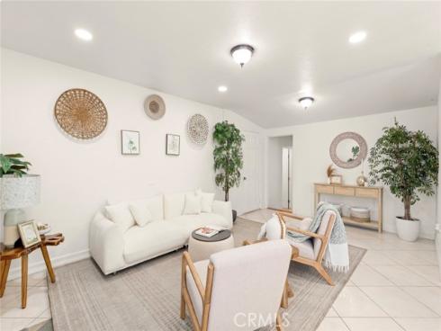 10021 Brookside Dr , Garden Grove, CA