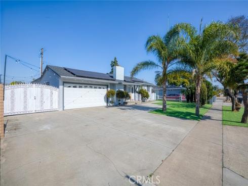 10021 Brookside Dr , Garden Grove, CA