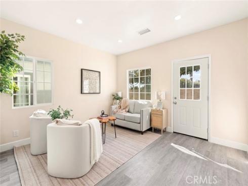 10021 Brookside Dr , Garden Grove, CA