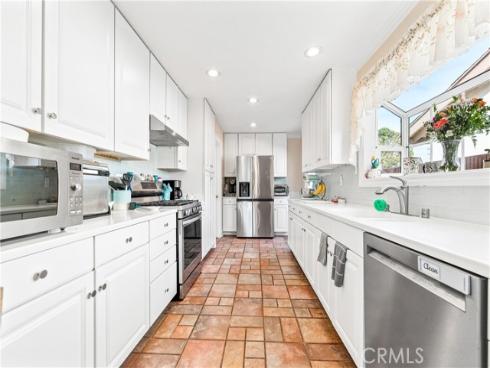 6552 Killarney Avenue, Garden Grove, CA