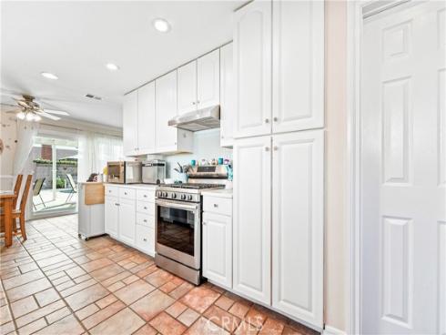 6552 Killarney Avenue, Garden Grove, CA