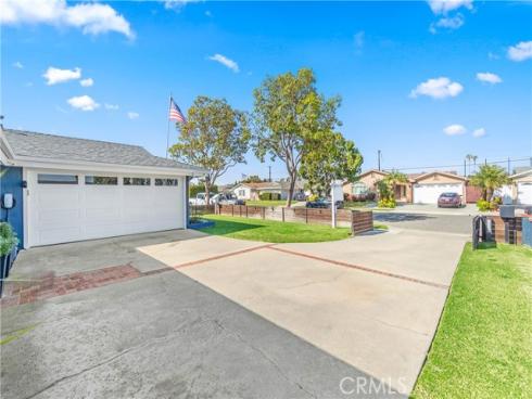 5502 Santa Monica Avenue, Garden Grove, CA