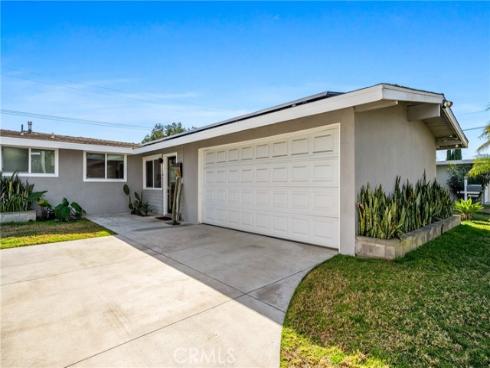 9102 Healey Dr , Garden Grove, CA