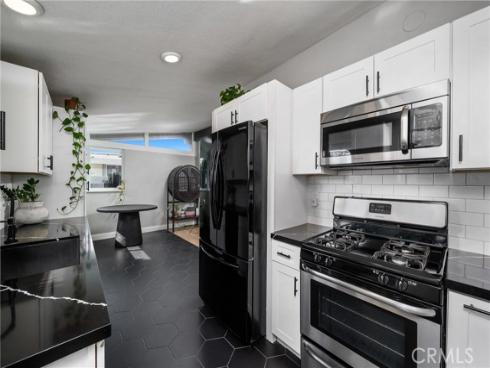 9102 Healey Dr , Garden Grove, CA