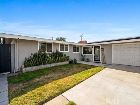 9102 Healey Dr , Garden Grove, CA