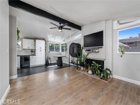 9102 Healey Dr , Garden Grove, CA