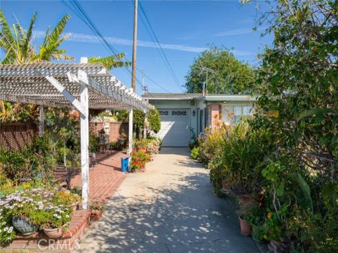 13681 Euclid Street, Garden Grove, CA