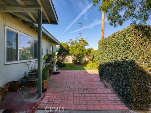 13681 Euclid Street, Garden Grove, CA
