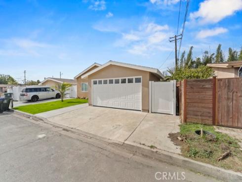 10011  Aldgate   Avenue, Garden Grove, CA