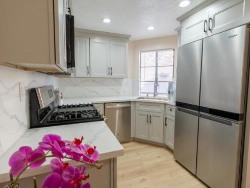 8810 Hewitt 12 Place, Garden Grove, CA