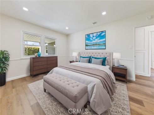 11421 Robert Lane , Garden Grove, CA