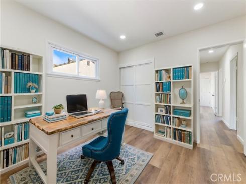 11421 Robert Lane , Garden Grove, CA