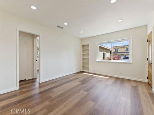 11421 Robert Lane , Garden Grove, CA