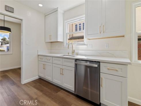 11421 Robert Lane , Garden Grove, CA