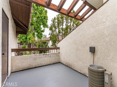 13100 Creek View 204 Drive, Garden Grove, CA