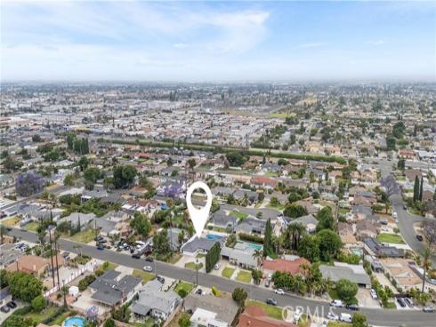 8771  La Grand   Avenue, Garden Grove, CA