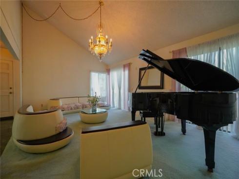 13175 Creek View F Drive, Garden Grove, CA