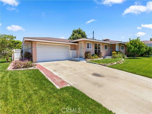 9901 Royal Palm Boulevard