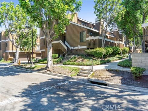 8520  Lake Knoll  B  Avenue, Garden Grove, CA