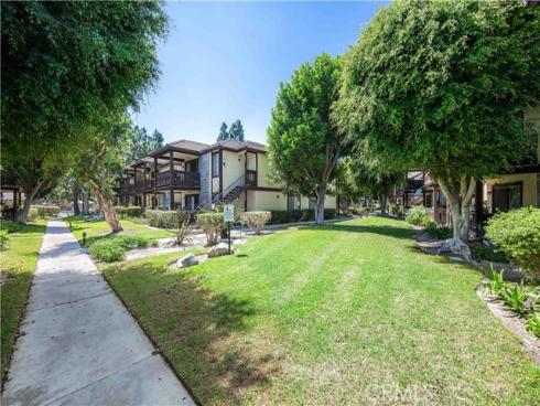 12386 Rock Springs 52 Court, Garden Grove, CA