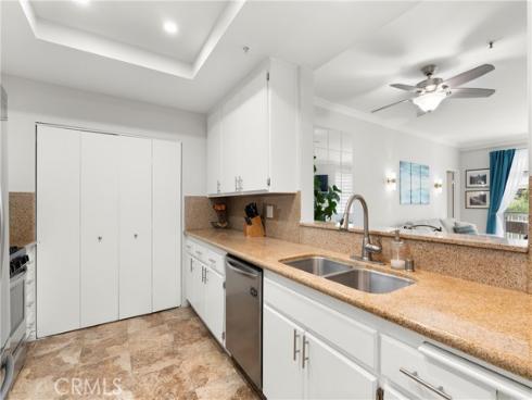 10371 Garden Grove 16 Boulevard, Garden Grove, CA